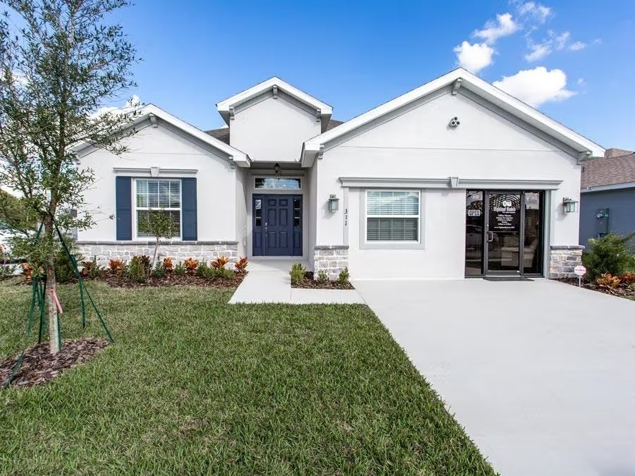 Shelby model home at Astonia in Davenport