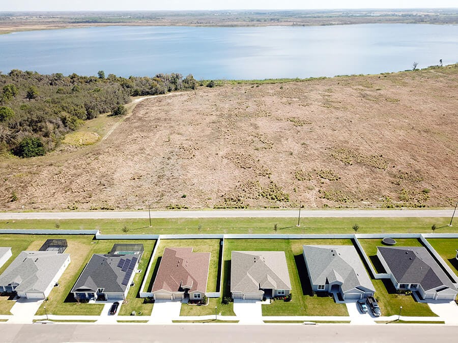 Large homesites with room for a pool - Juliana Village, Auburndale, FL