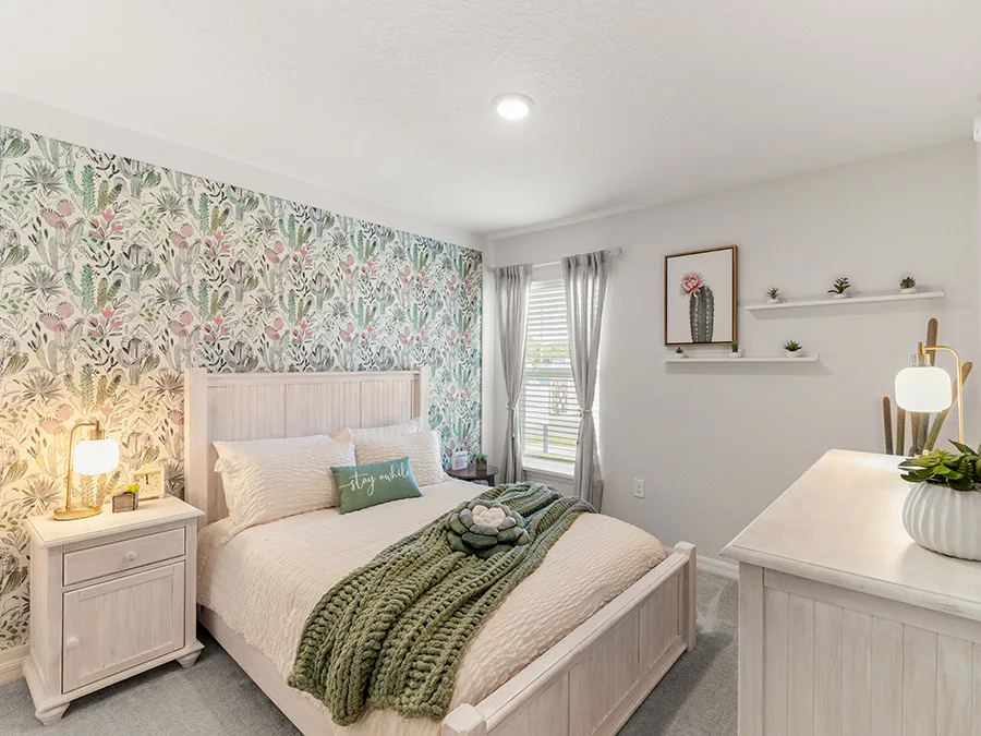 Raychel bedroom with wallpaper