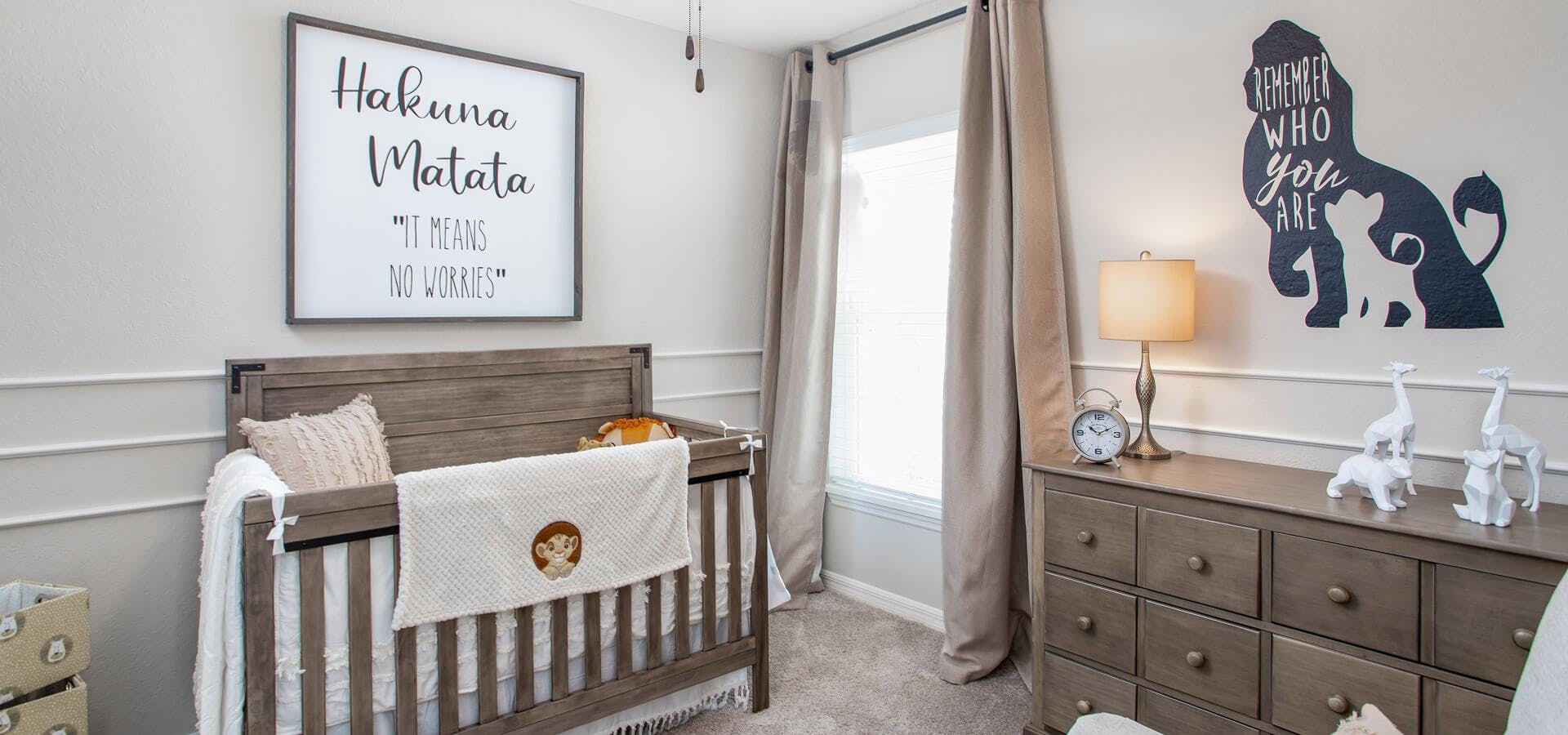 Secondary versatile bedroom