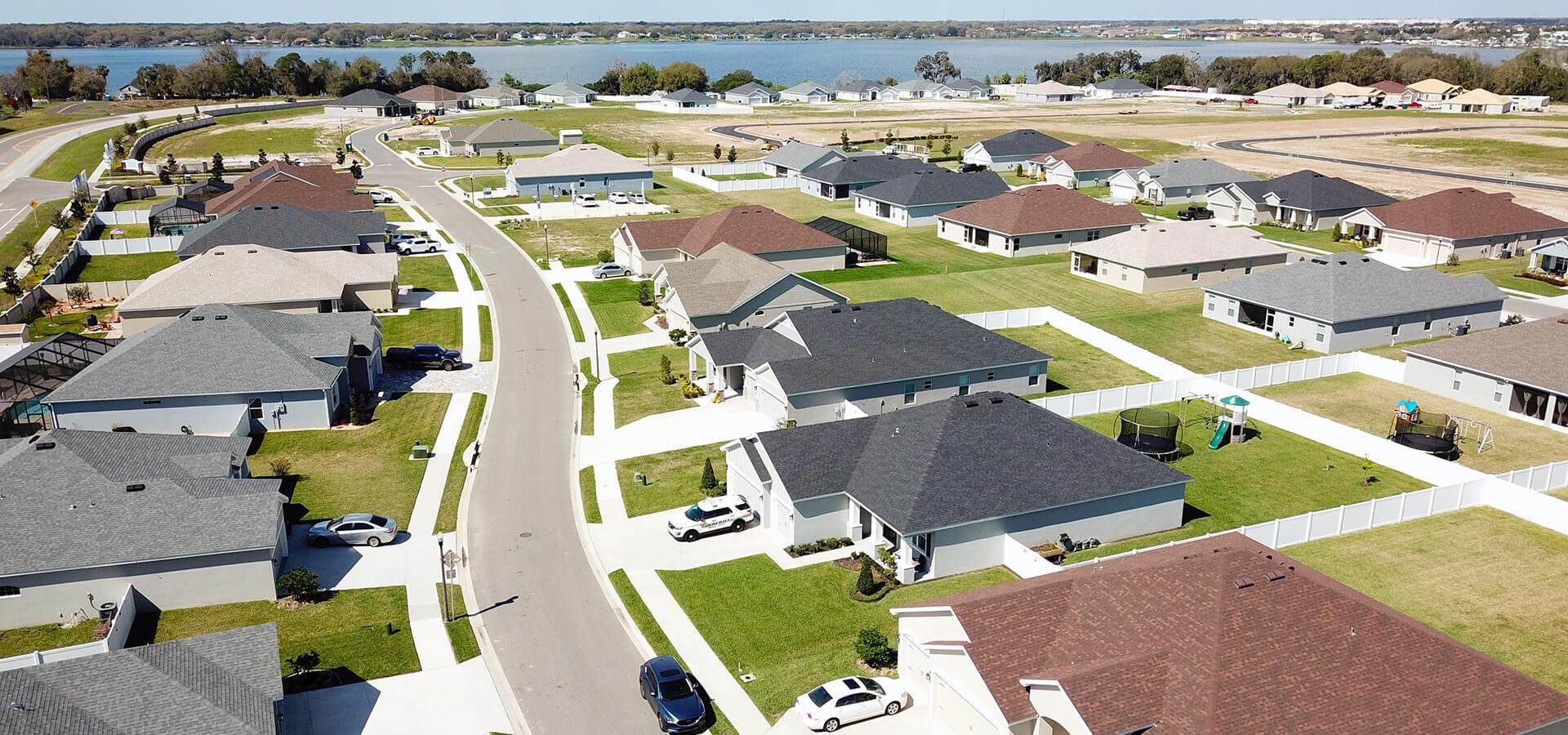 Street view of Juliana Village