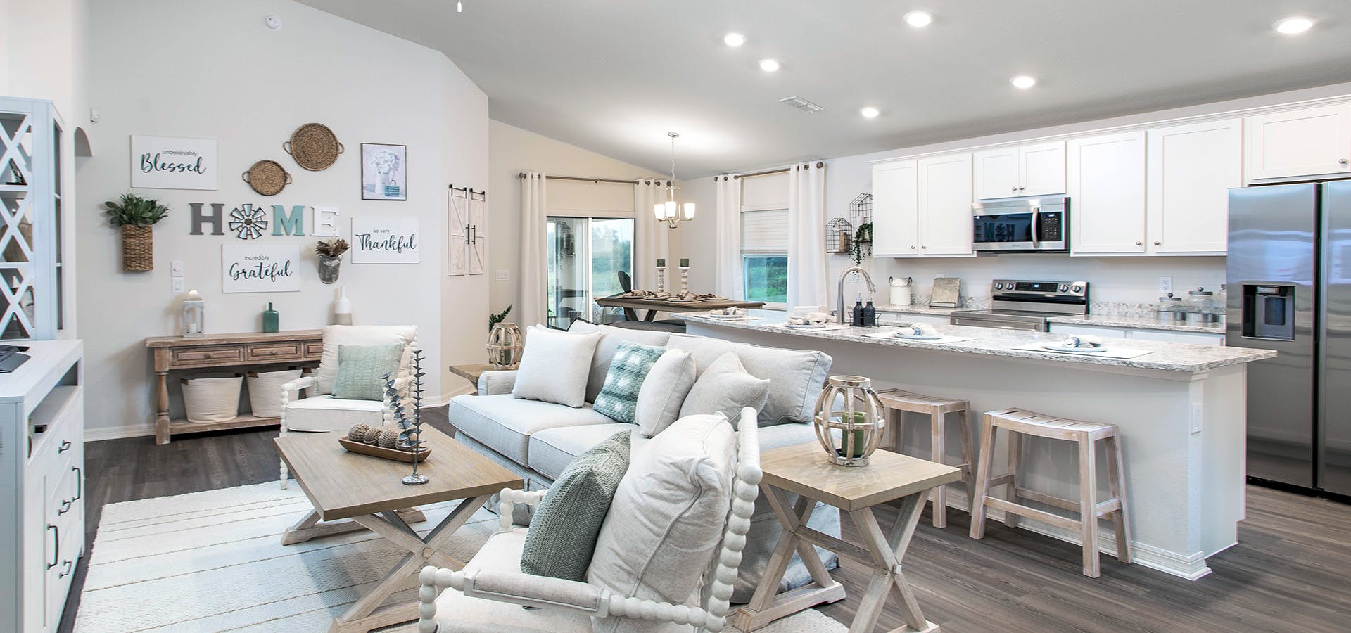 Open living area with farmhouse country decor