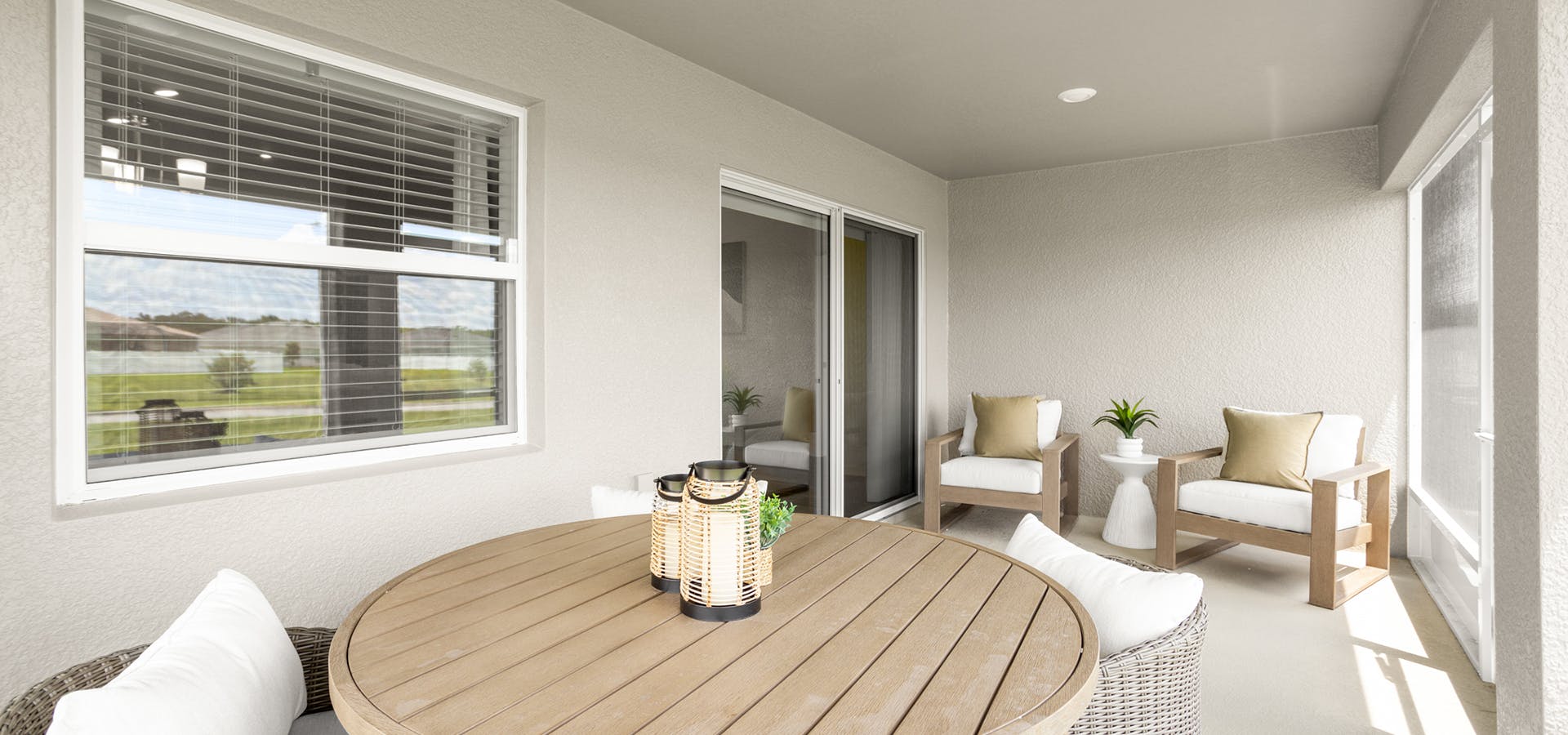 Screened lanai on a new construction home in Lakeland