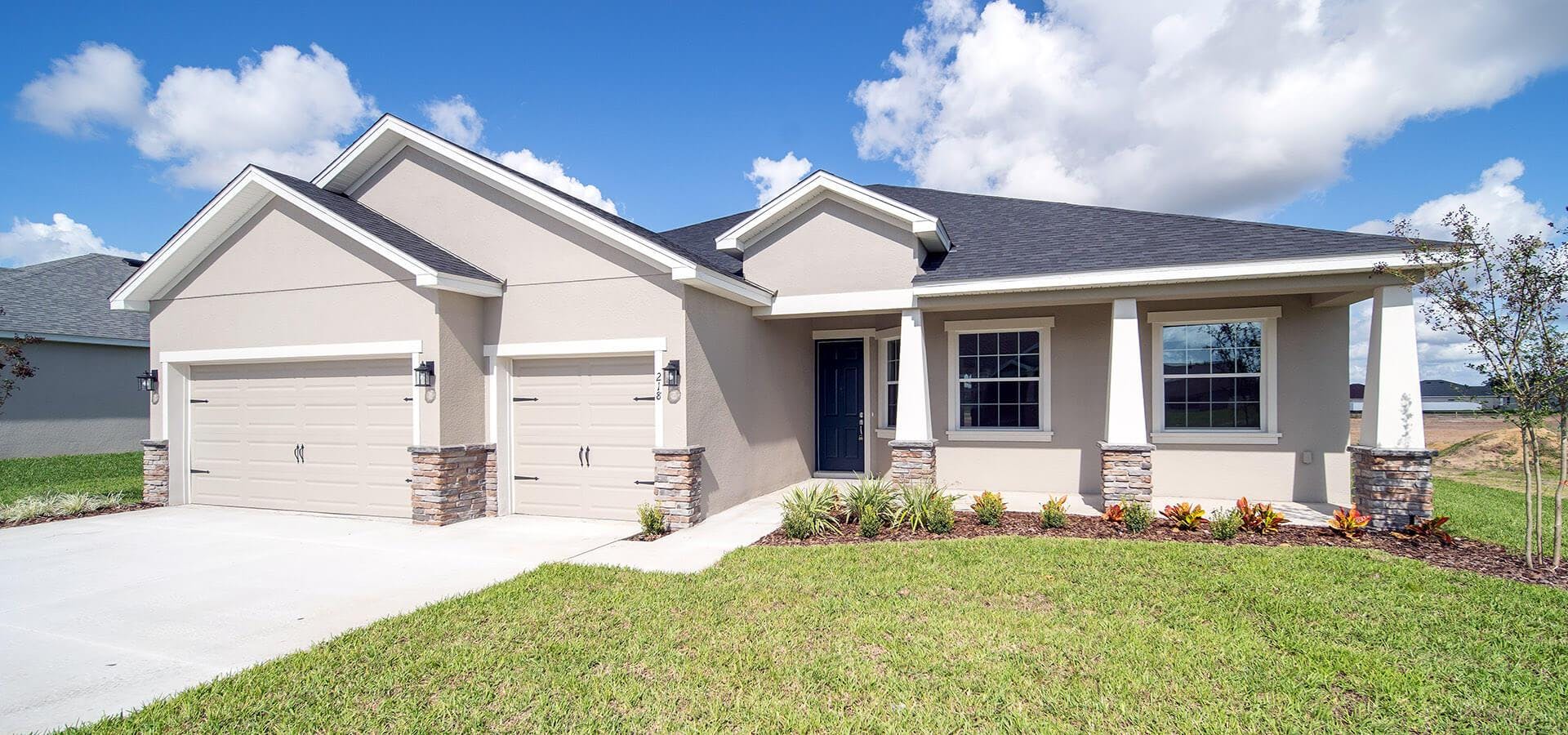New home in gated neighborhood in Auburndale, Florida