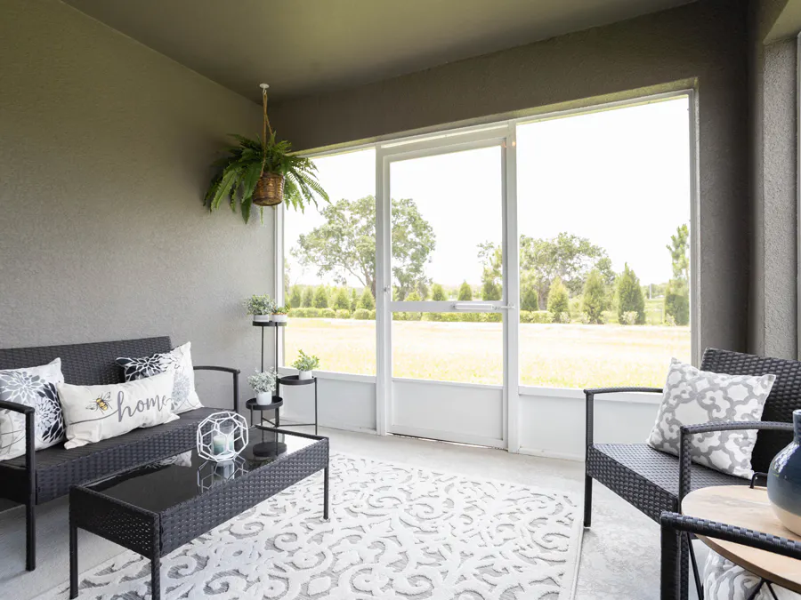 Room Parker - Lanai Page
