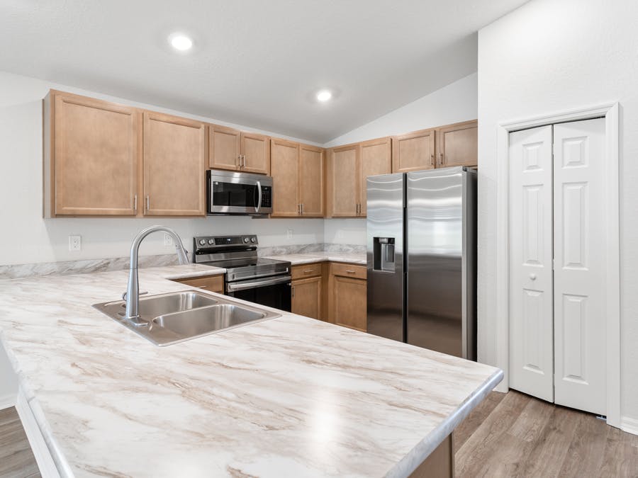 Room Amaryllis - Kitchen Page