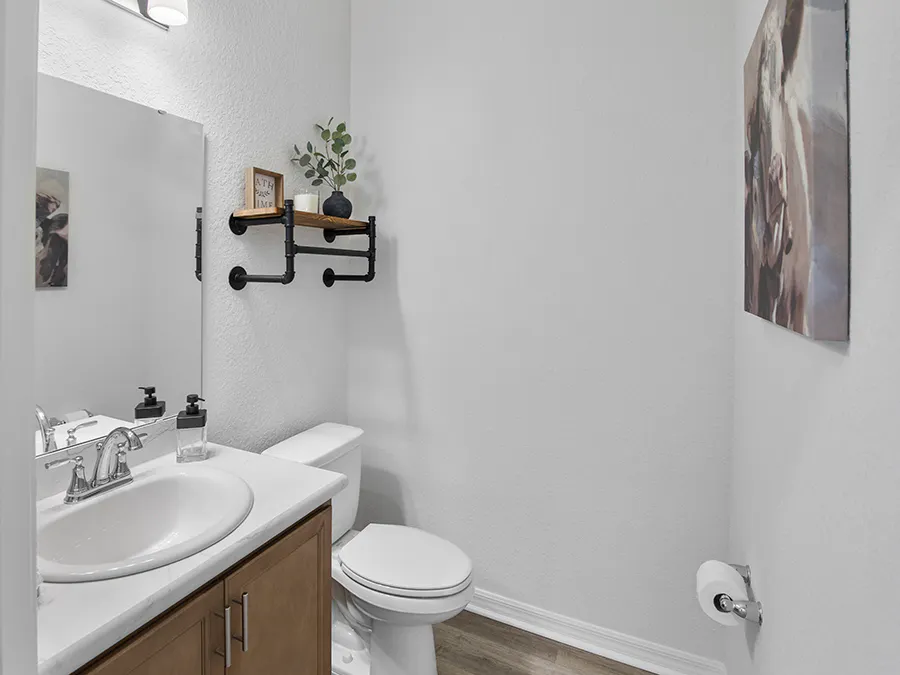 Room Summerlyn II - Powder Room Page