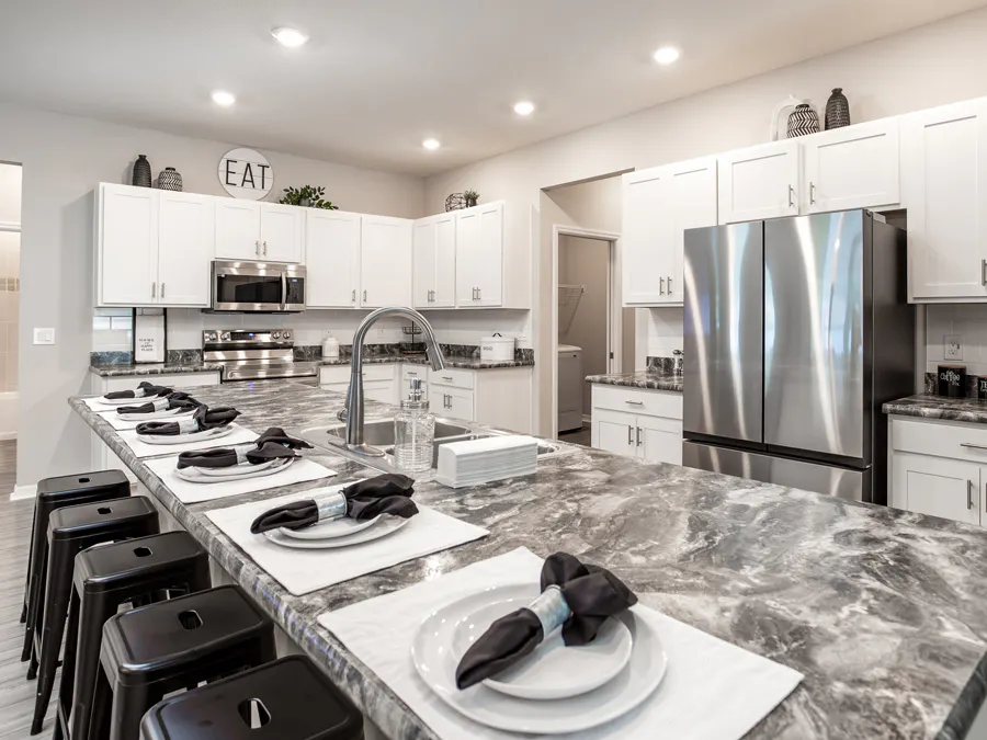 Room Summerlyn II - Kitchen Page