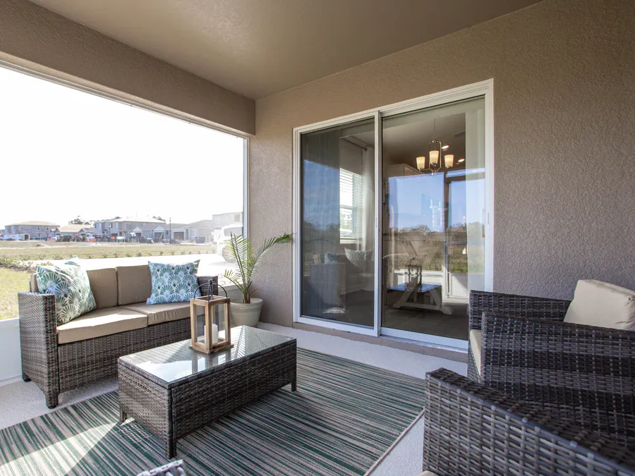 Room Parker - Lanai Page