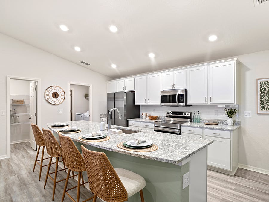 Room Parker - Kitchen Page