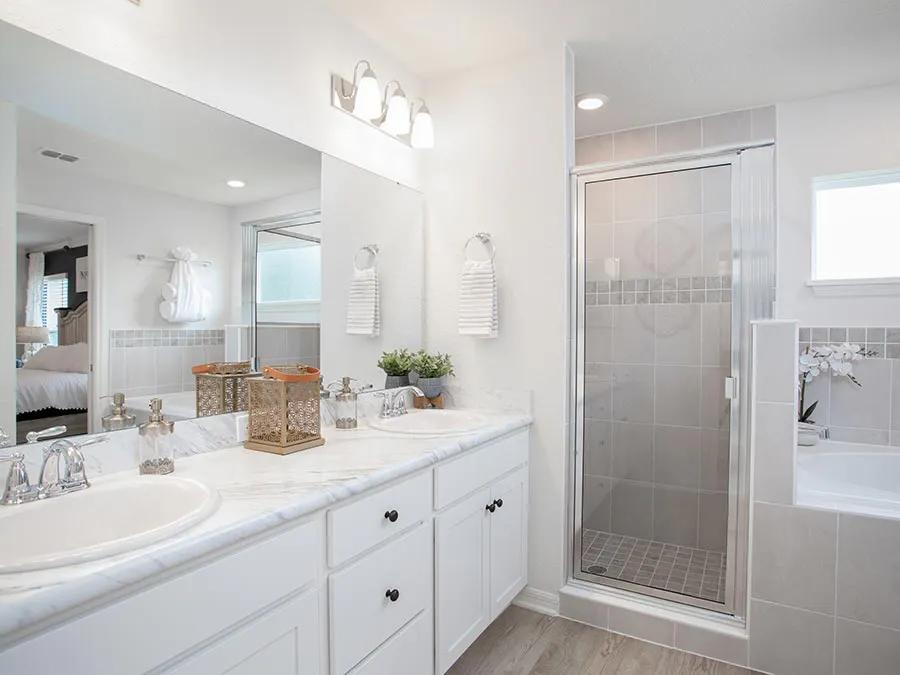 Room Parker - Owner's Bath Page
