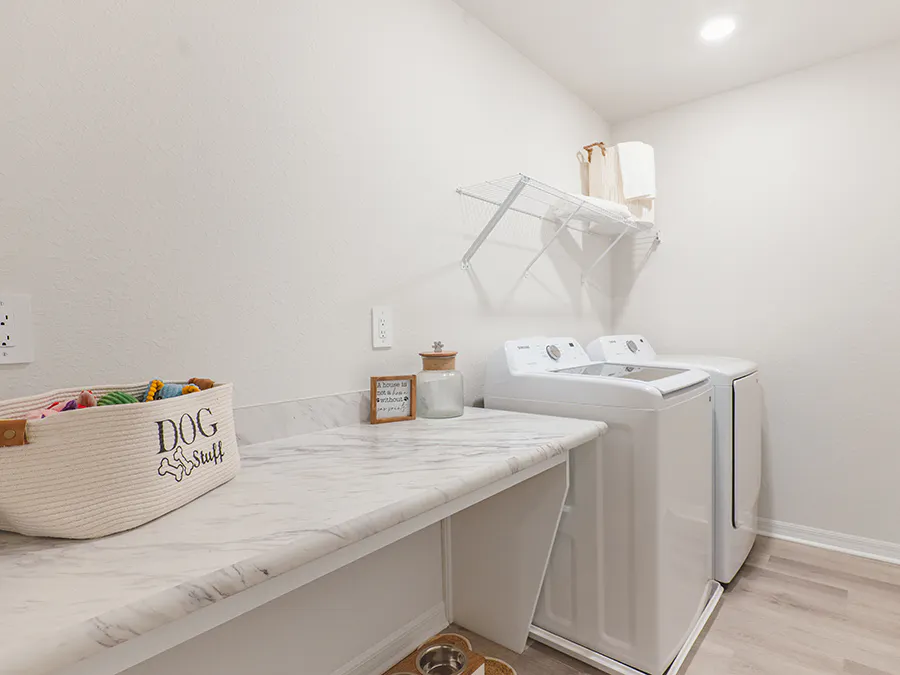 Aspen - Laundry Room