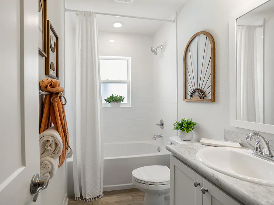 Room Parker-Hall Bath Page