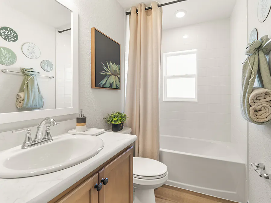 Raychel-Hall Bath