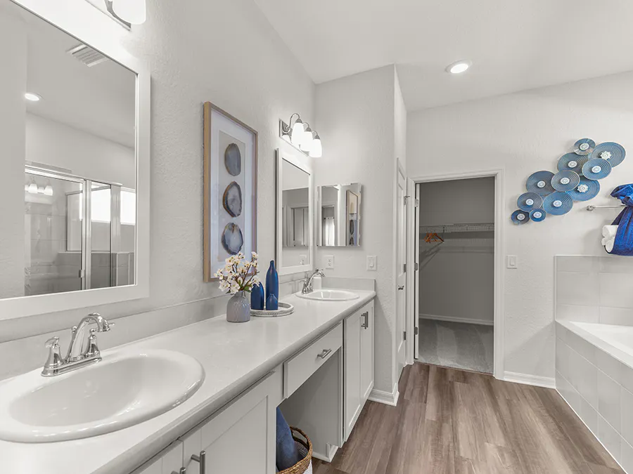 Westin II- Owner's Suite Bath