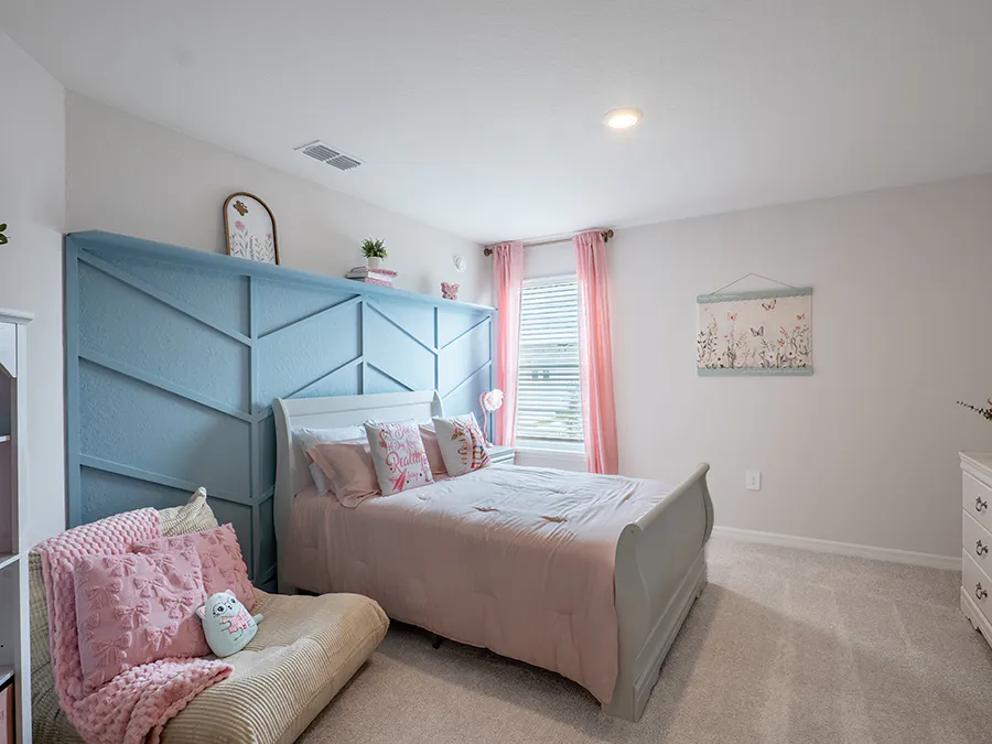 Room Azalea-Bedroom 3 Page