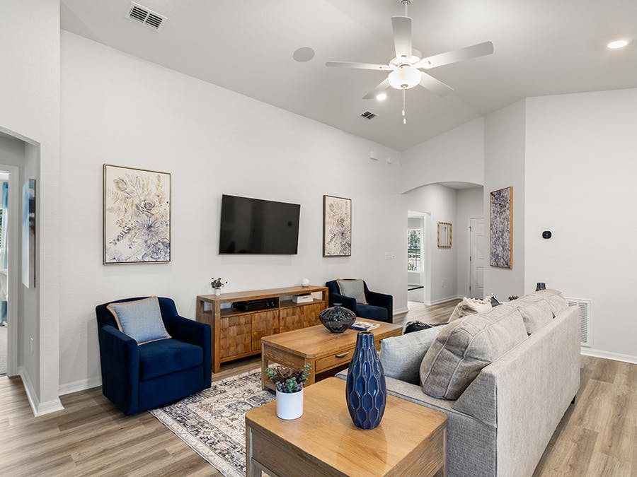 Room Parker - Gathering Room Page