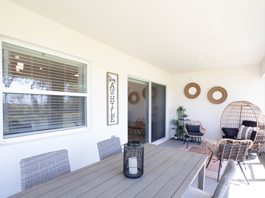 3 things to keep in mind when choosing furniture for your lanai