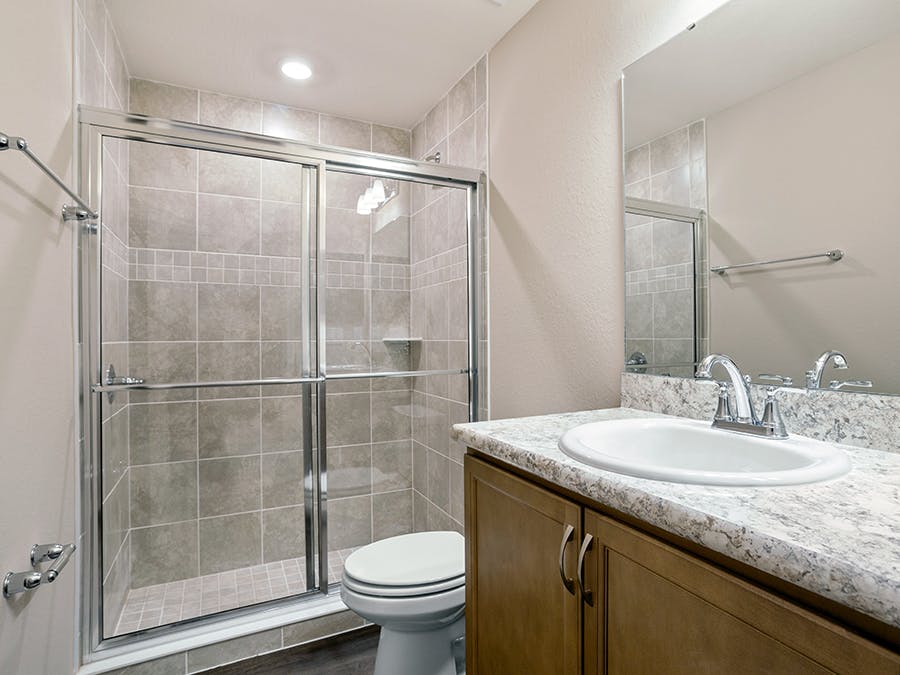 Aurora - Owner's Bath