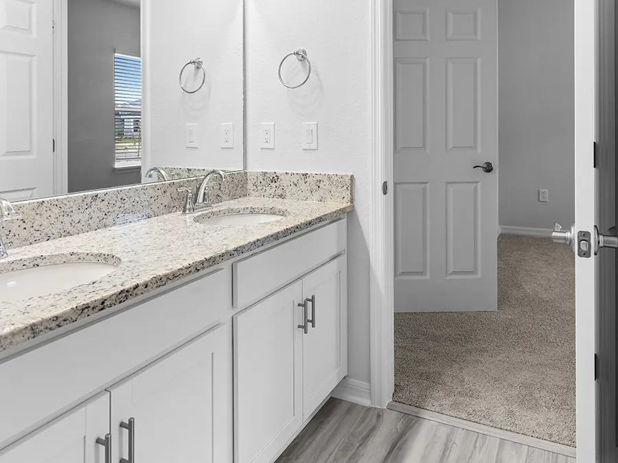 Room Shelby - Jack-and-Jill Bath Page