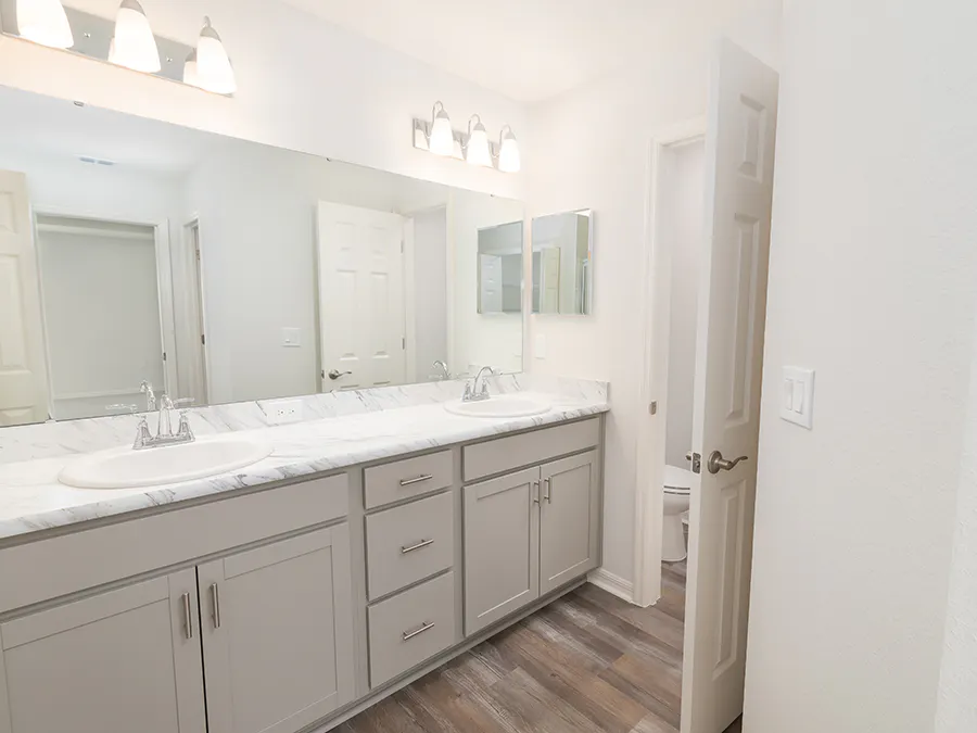 Serendipity - Owner's Bath