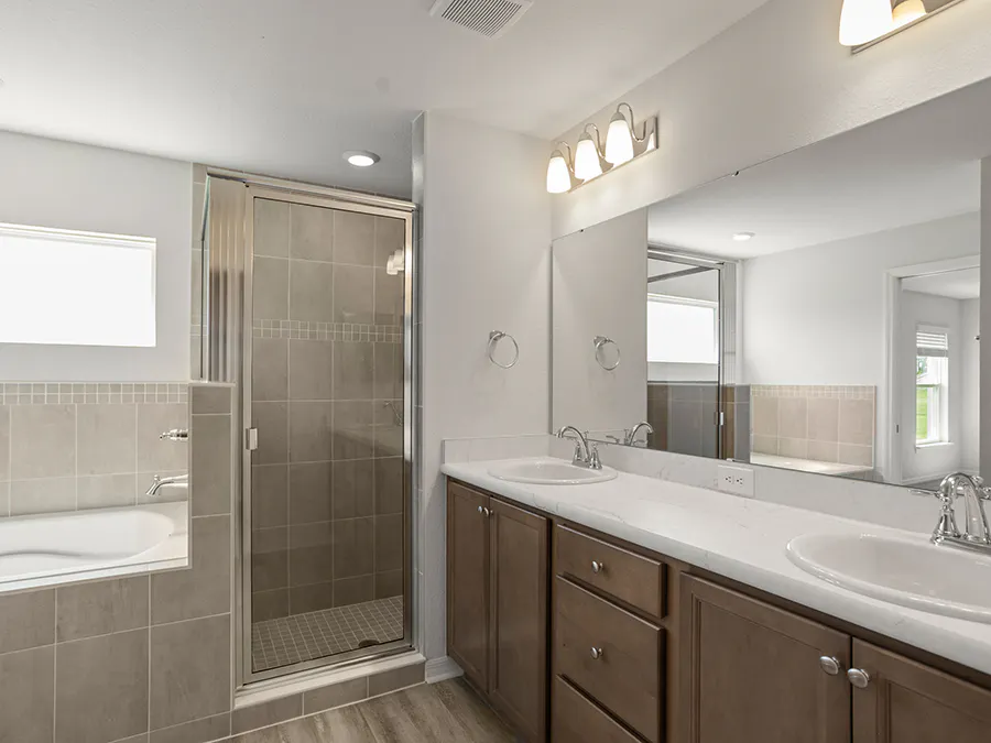 Room Parker - Owner's Bath Page