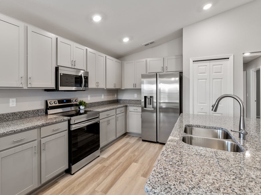 Room Begonia - Kitchen Page