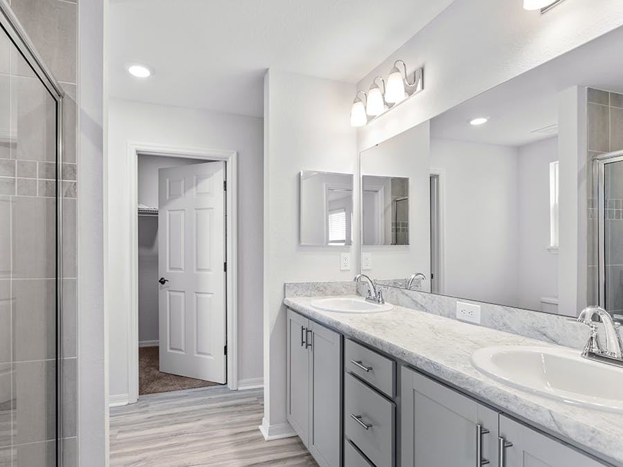 Room Seabrooke II - Owner's Bath Page