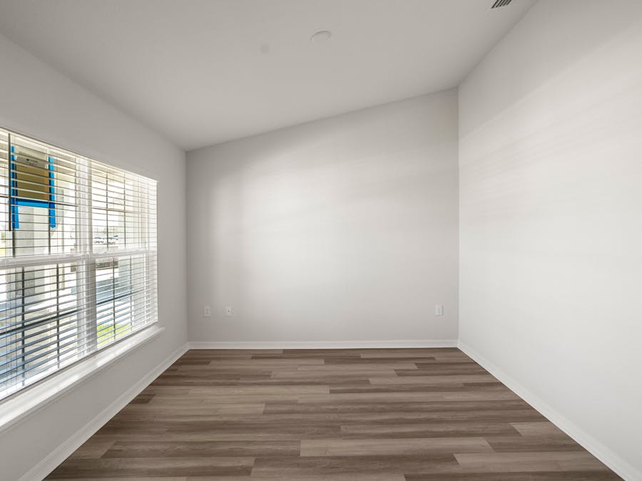 Room Ryleigh - Den Page