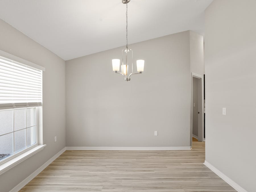 Room Ryleigh - Dining Room Page