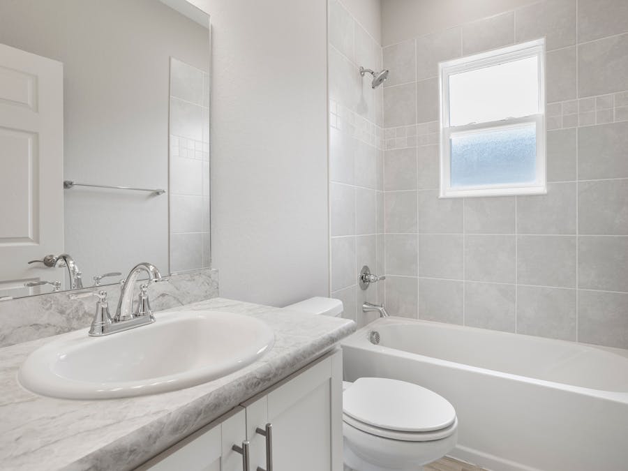 Room Westin - Hall Bath Page