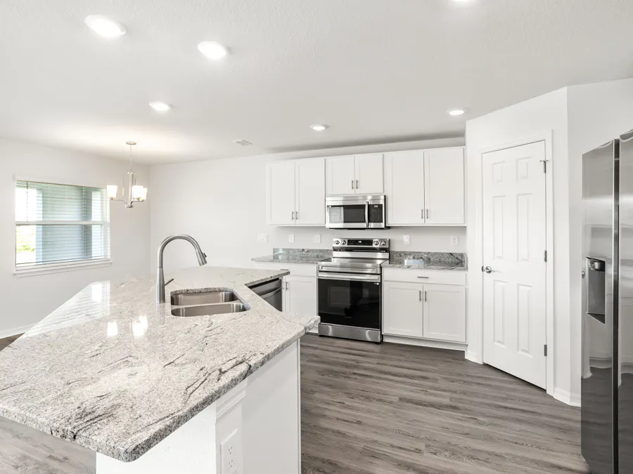 Seabrooke II - Kitchen