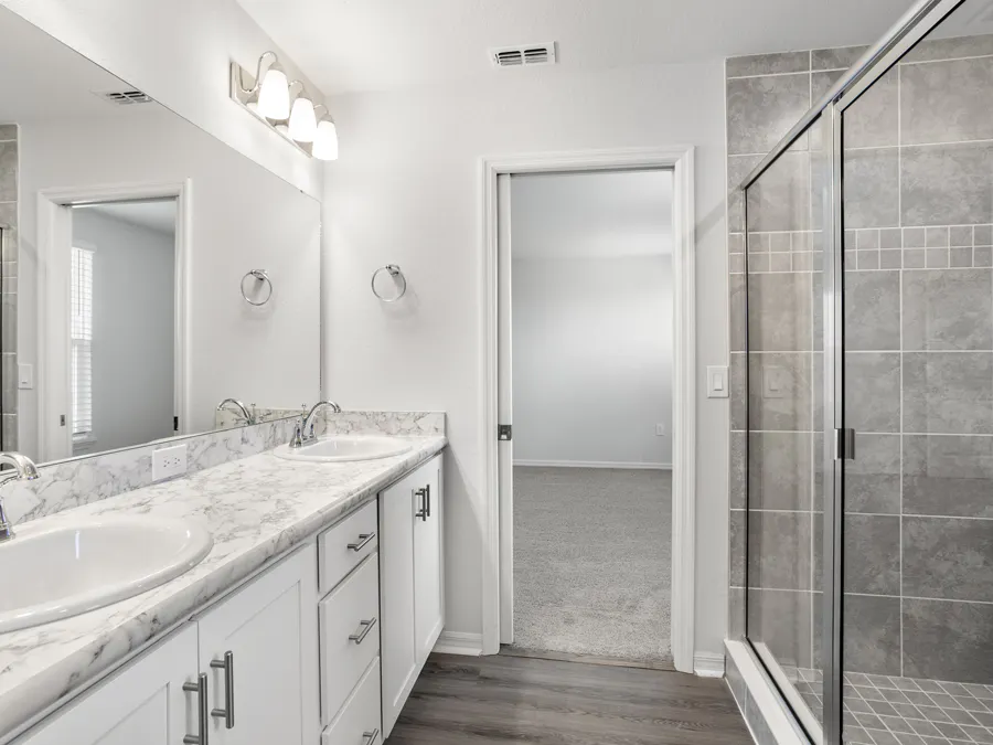 Room Seabrooke II - Owner's Bath Page