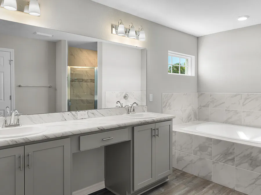 Room Ryleigh - Owner's Bath Page