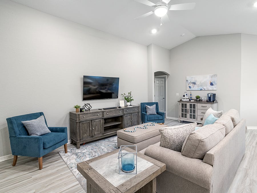 Room Parker - Gathering Room Page