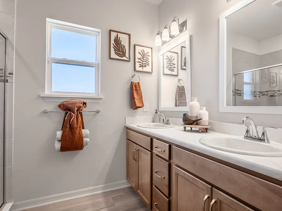 Monroe - Owner's Bath