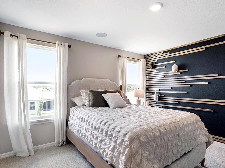 Art deco accent wall in the Isla owner's suite