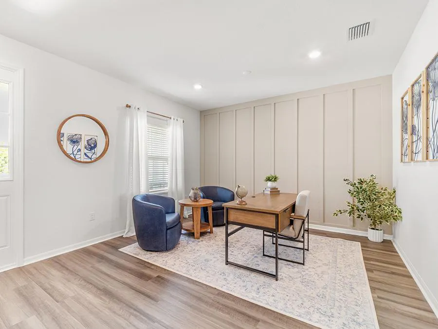 Westin II home office