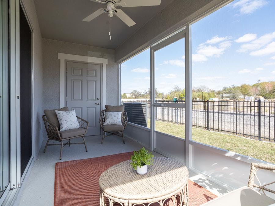 These Plant City townhomes for sale include a covered lanai